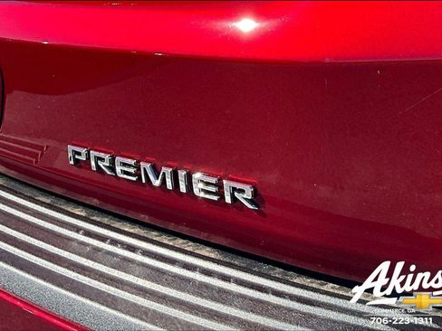 New 2026 Chevrolet Suburban Premier image 14