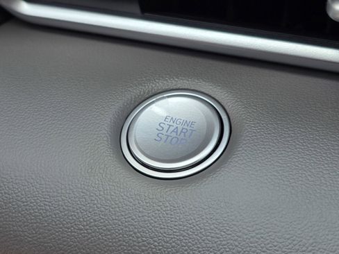 New 2025 Hyundai Elantra Sport image 21