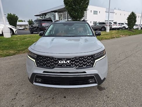 Certified 2023 Kia Sorento SX Prestige AWD/4WD image 11