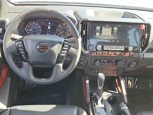 New 2025 Nissan Frontier PRO-4X w/ Pro Premium Package image 5