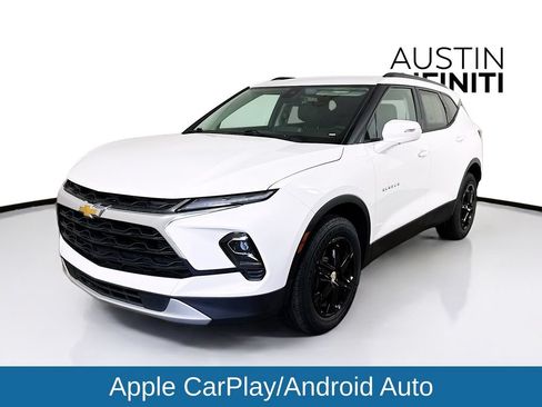 Used 2023 Chevrolet Blazer LT FWD image 3