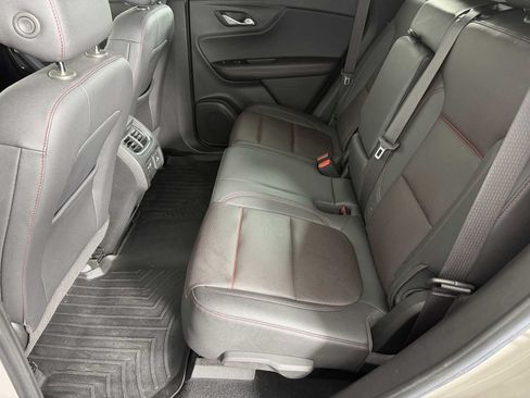 Used 2021 Chevrolet Blazer RS w/ Enhanced Convenience Package FWD image 17
