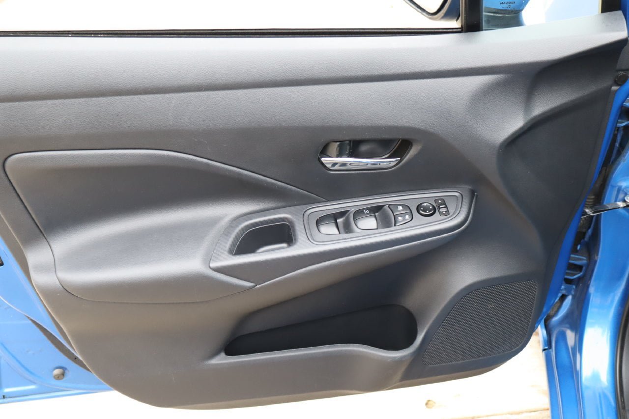 Used 2024 Nissan Versa SV FWD image 18
