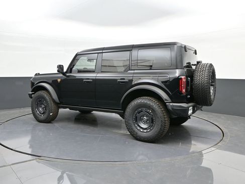 New 2025 Ford Bronco Badlands image 5