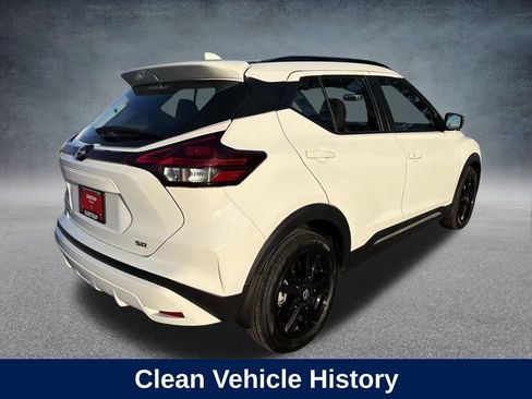 Used 2023 Nissan Kicks SR image 6