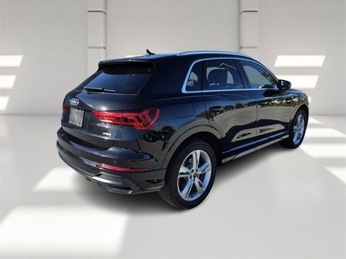 Used 2022 Audi Q3 2.0T Premium Plus image 3