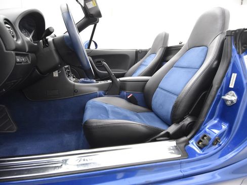 Used 1999 MAZDA MX-5 Miata 10th Anniversary Edition RWD image 25
