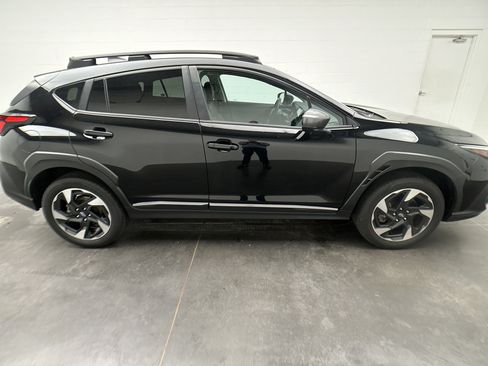 Used 2024 Subaru Crosstrek 2.5i Limited w/ Crosstrek Mirror Package AWD/4WD image 40