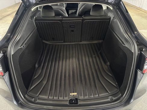 Used 2023 Tesla Model Y Performance image 48