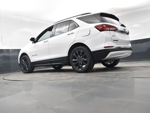 Used 2023 Chevrolet Equinox RS image 22