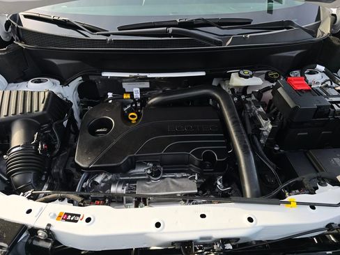 Used 2026 Chevrolet Equinox LT w/ Convenience Package II image 21