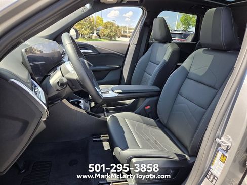 Used 2025 BMW X1 xDrive28i w/ Technology Package AWD/4WD image 9
