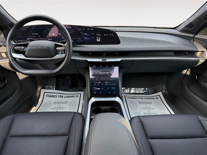 Used 2024 Lucid Air Pure RWD image 11