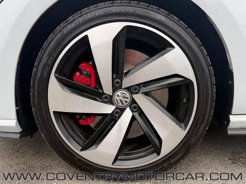 Used 2019 Volkswagen GTI SE w/ SE Experience Package FWD image 9