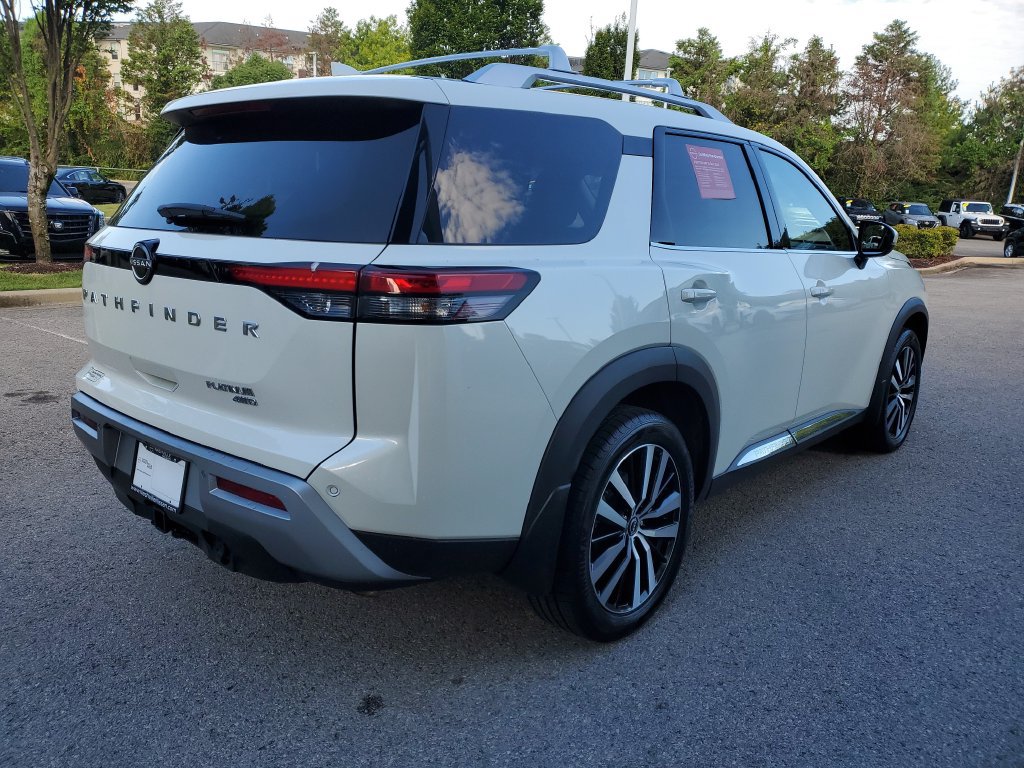 Certified 2024 Nissan Pathfinder Platinum w/ Cargo Package AWD/4WD image 4