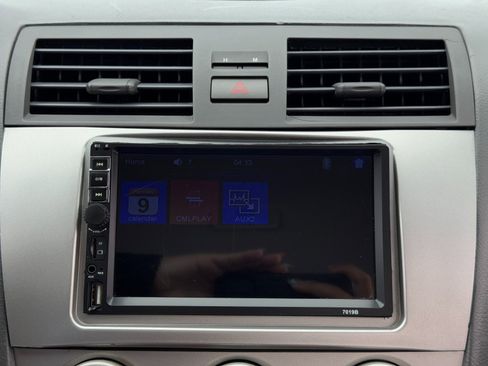 Used 2010 Toyota Camry image 24