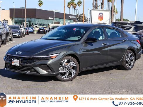 New 2025 Hyundai Elantra Sport image 1