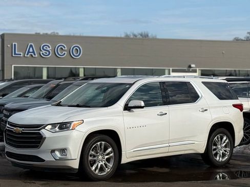 Used 2018 Chevrolet Traverse High Country image 1