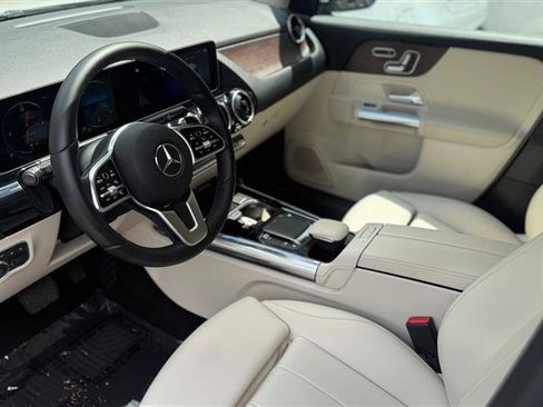 Used 2021 Mercedes-Benz GLA 250 4MATIC image 10