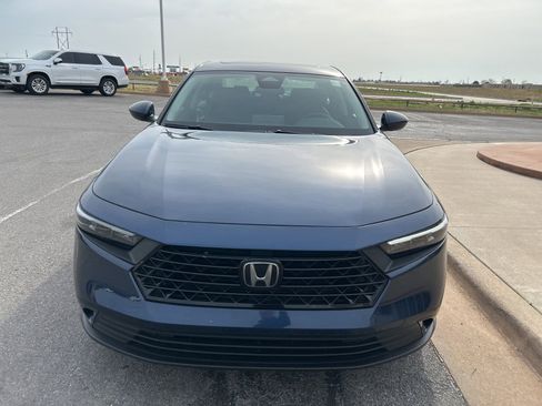 Used 2024 Honda Accord EX image 2