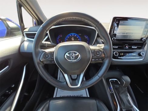 Used 2020 Toyota Corolla XSE image 12
