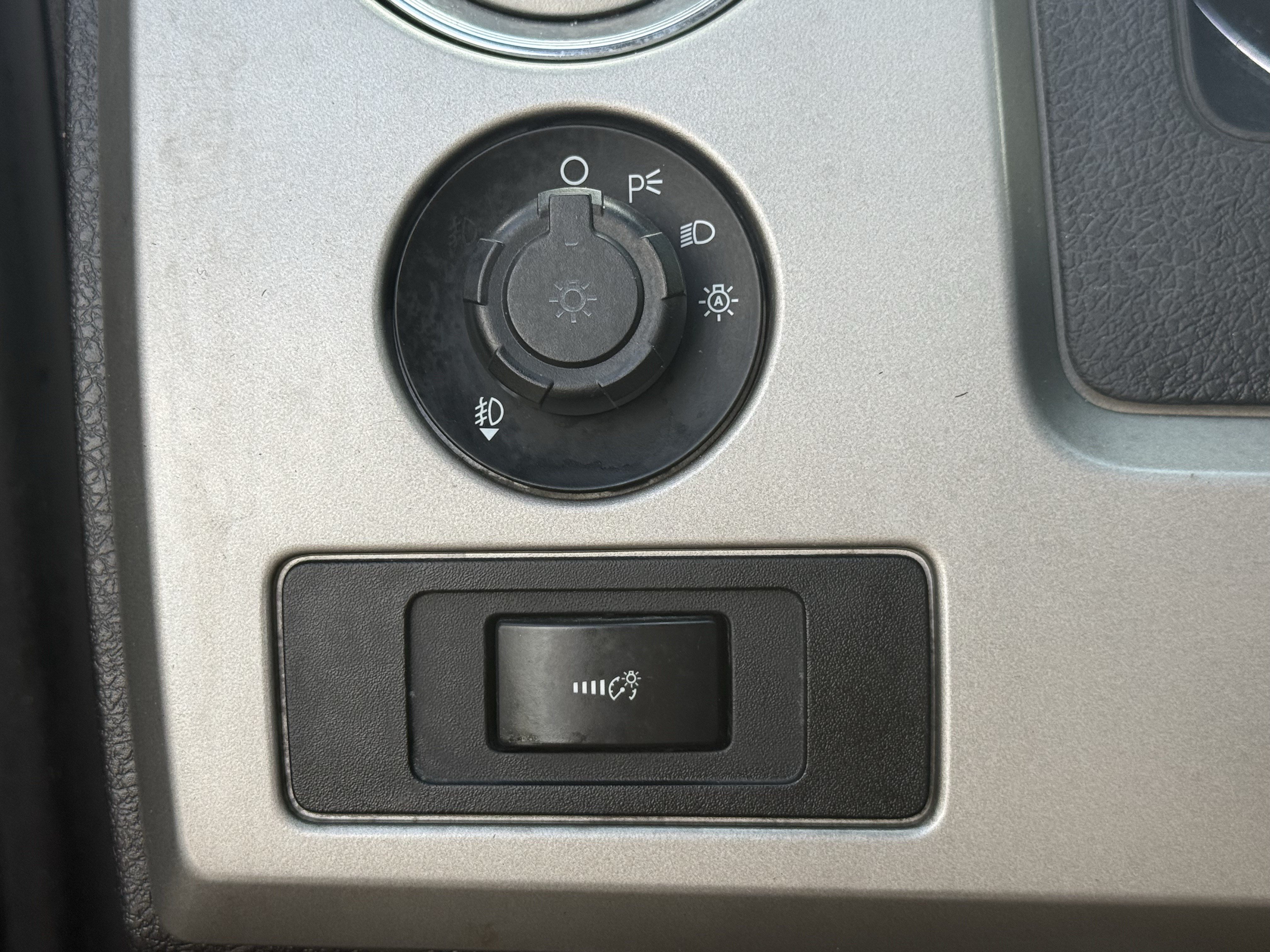 Used 2012 Ford F150 FX4 w/ FX Luxury Pkg AWD/4WD image 24