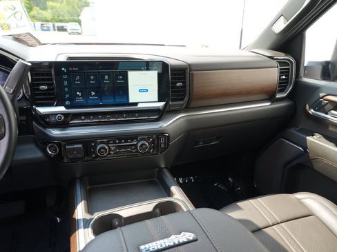 Certified 2024 Chevrolet Silverado 3500 High Country w/ High Country Premium Package AWD/4WD image 22