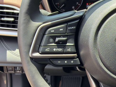 Used 2025 Subaru Outback Touring AWD/4WD image 14