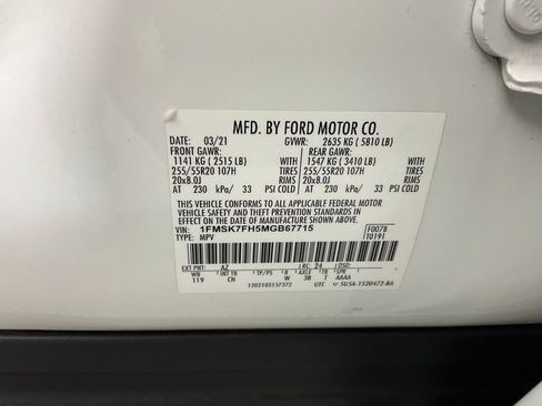 Used 2021 Ford Explorer Limited w/ Equipment Group 301A RWD image 29