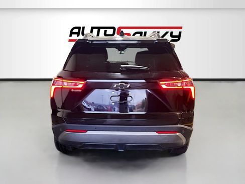 Used 2025 Chevrolet Equinox LT w/ Safety and Technology Package FWD image 6