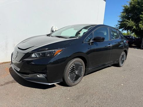 Certified 2024 Nissan Leaf SV Plus FWD image 1