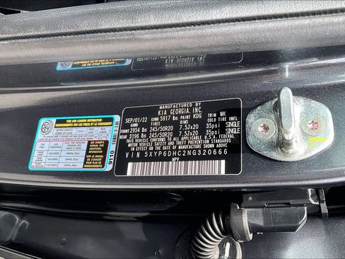 Used 2022 Kia Telluride S AWD/4WD image 37