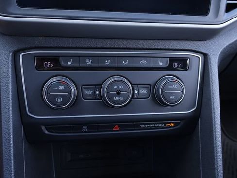 Used 2021 Volkswagen Atlas SE w/ Panoramic Sunroof Package image 28