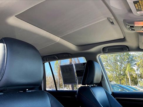 Used 2016 Lexus GX 460 Luxury image 13