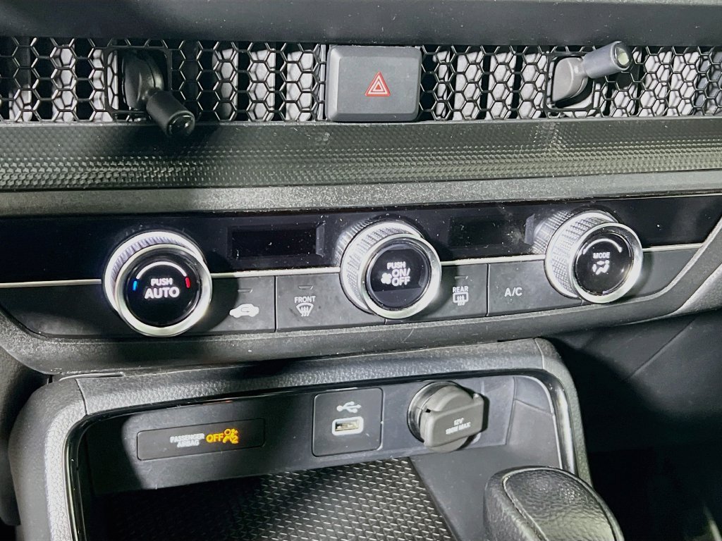 Used 2025 Honda CR-V LX image 14