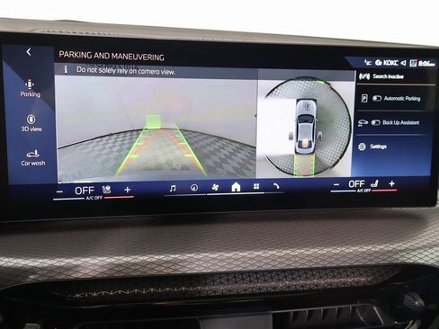 New 2026 BMW 330i xDrive Sedan w/ M Sport Package image 6