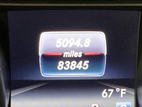 Used 2018 Mercedes-Benz GLA 250 4MATIC w/ Premium Package image 24