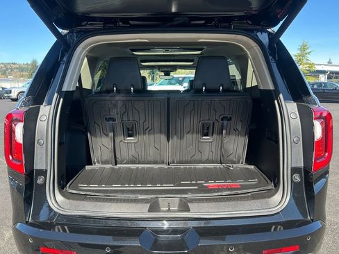 Used 2023 GMC Acadia Denali w/ Black Diamond Edition AWD/4WD image 25