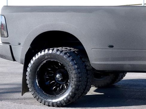 Used 2017 RAM 3500 Tradesman w/ Chrome Appearance Group image 15