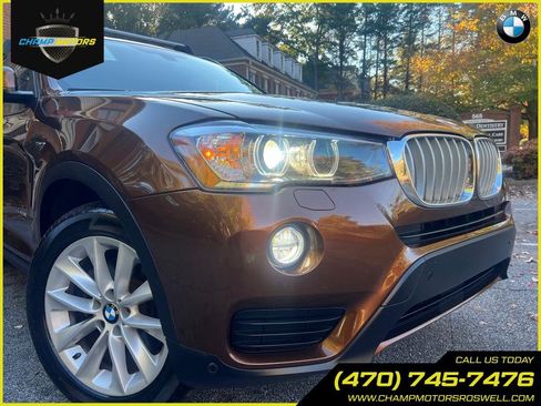 Used 2017 BMW X3 sDrive28i image 6