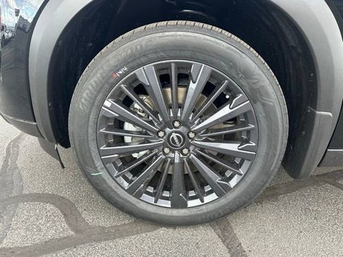 New 2026 Nissan Pathfinder SL w/ SL Premium Package AWD/4WD image 13