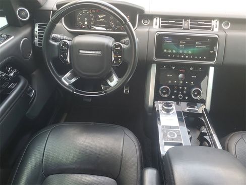 Used 2022 Land Rover Range Rover Westminster Edition image 12