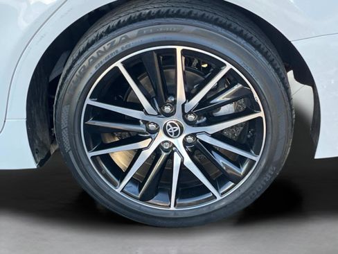 Used 2023 Toyota Camry SE image 11