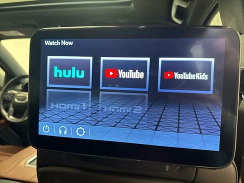 Used 2024 GMC Yukon XL Denali Ultimate image 18