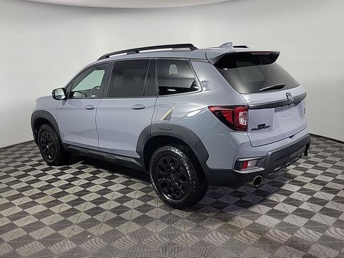 Used 2023 Honda Passport TrailSport image 10