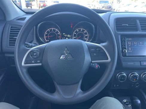 Used 2025 Mitsubishi Outlander Sport ES AWD/4WD image 13