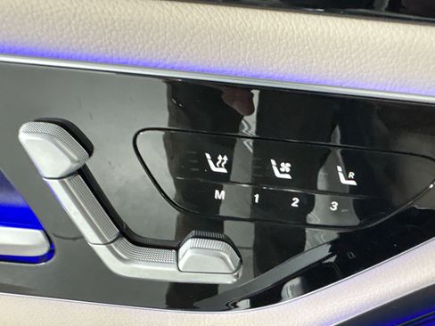 Certified 2022 Mercedes-Benz S 500 4MATIC image 21