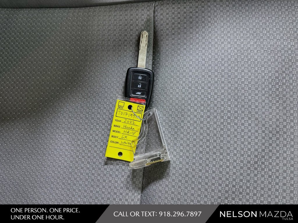 Used 2022 Honda HR-V LX image 45