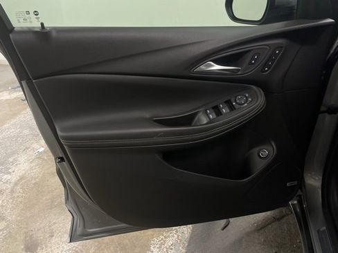 Used 2024 Buick Encore GX Avenir w/ Avenir Convenience Package image 18