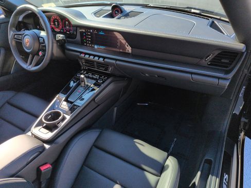 New 2026 Porsche 911 Carrera GTS RWD image 23
